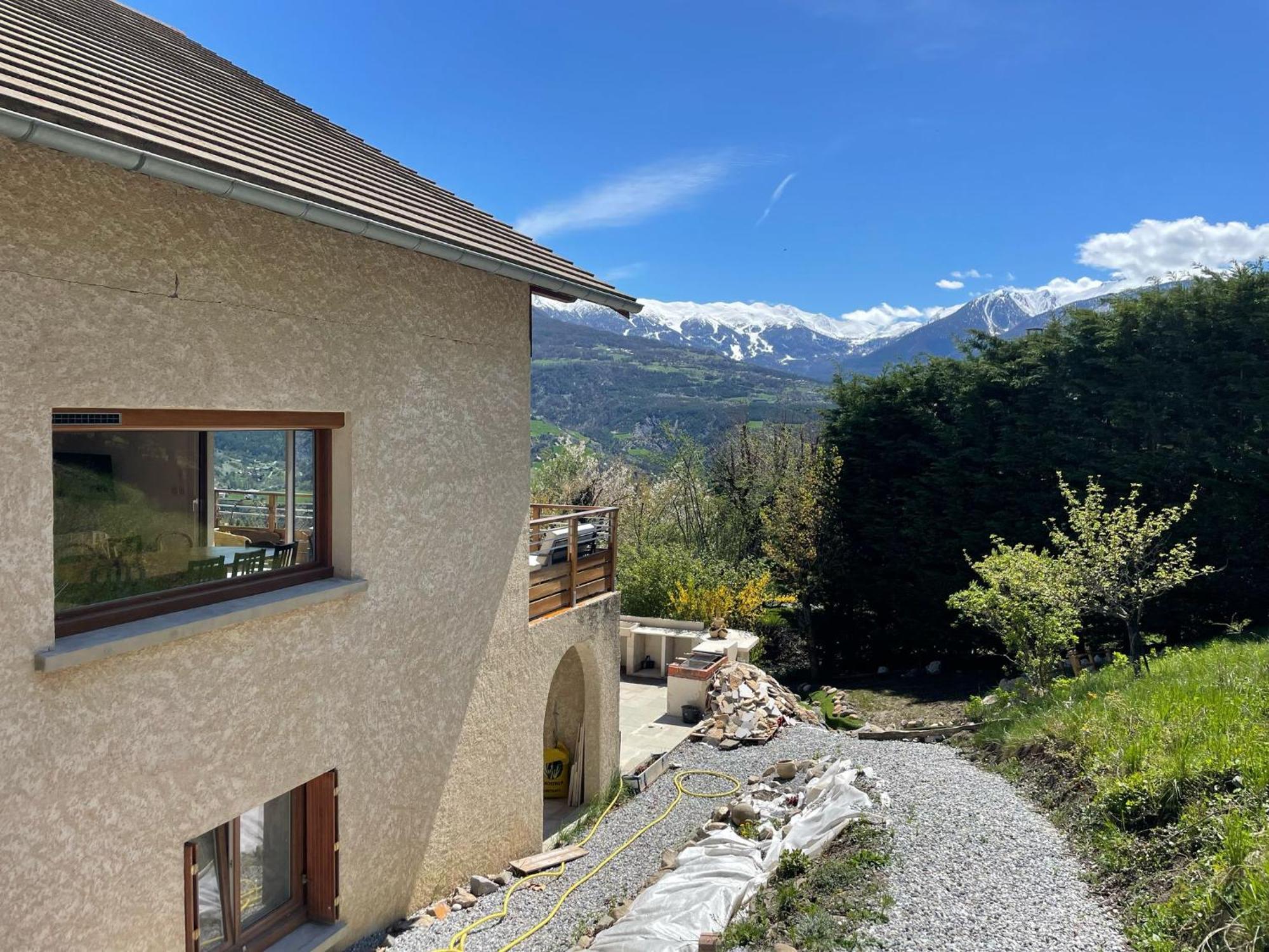 Gite Confort 15 Couchages, Vue Panoramique Montagne Hautes Alpes, Terrasses Embrun Esterno foto