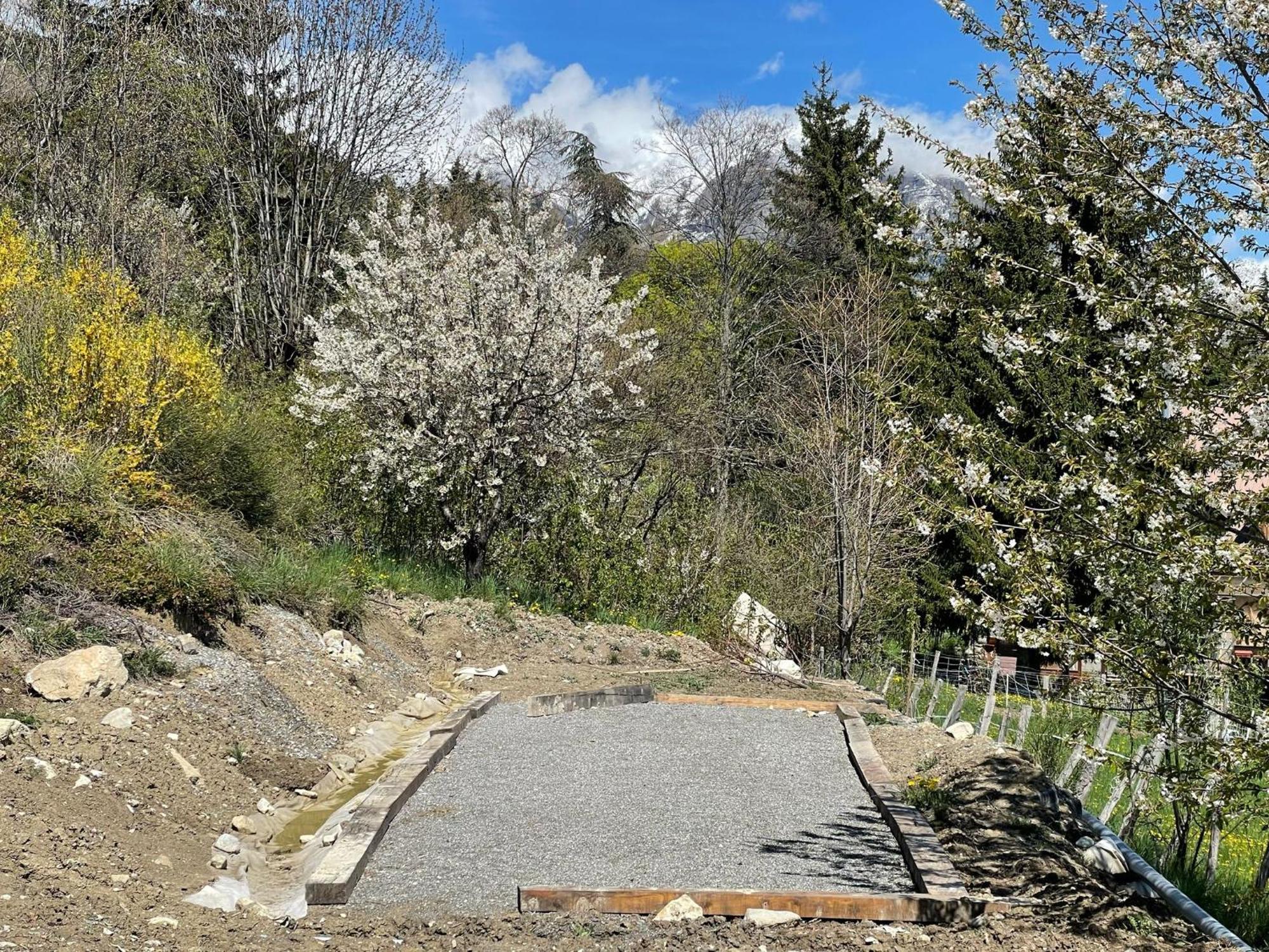 Gite Confort 15 Couchages, Vue Panoramique Montagne Hautes Alpes, Terrasses Embrun Esterno foto